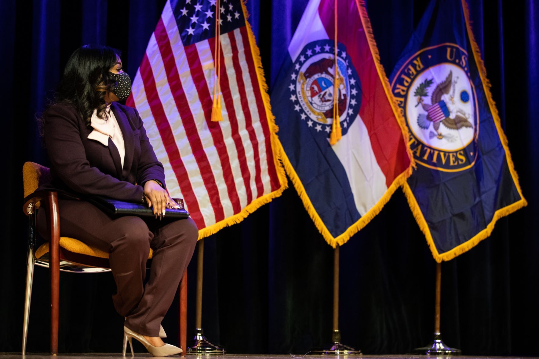 Cori Bush holds local swearing-in